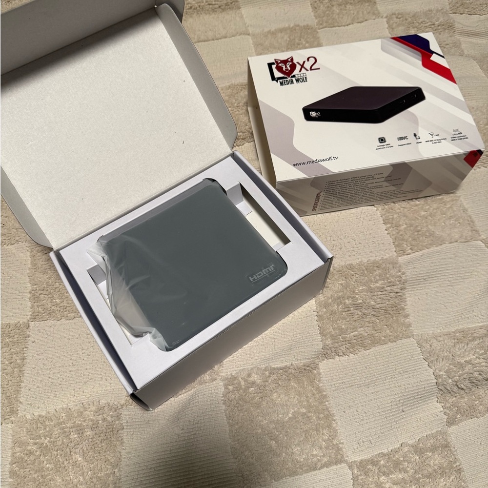 Media Wolf X2 Streaming Device - Picture 2 of 2